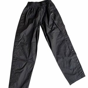 Nike men’s black nylon snap button basketball warm up pants size Large